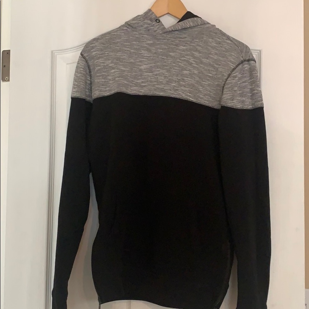 Men’s sweater